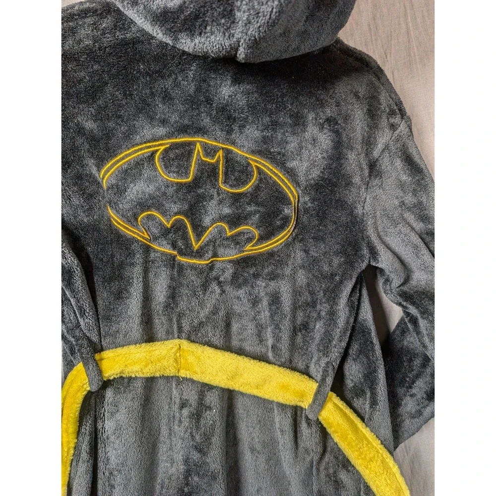 Batman Bruce Wayne Boy's Hooded Minky Fleece‎ Bathrobe (S) 6/7